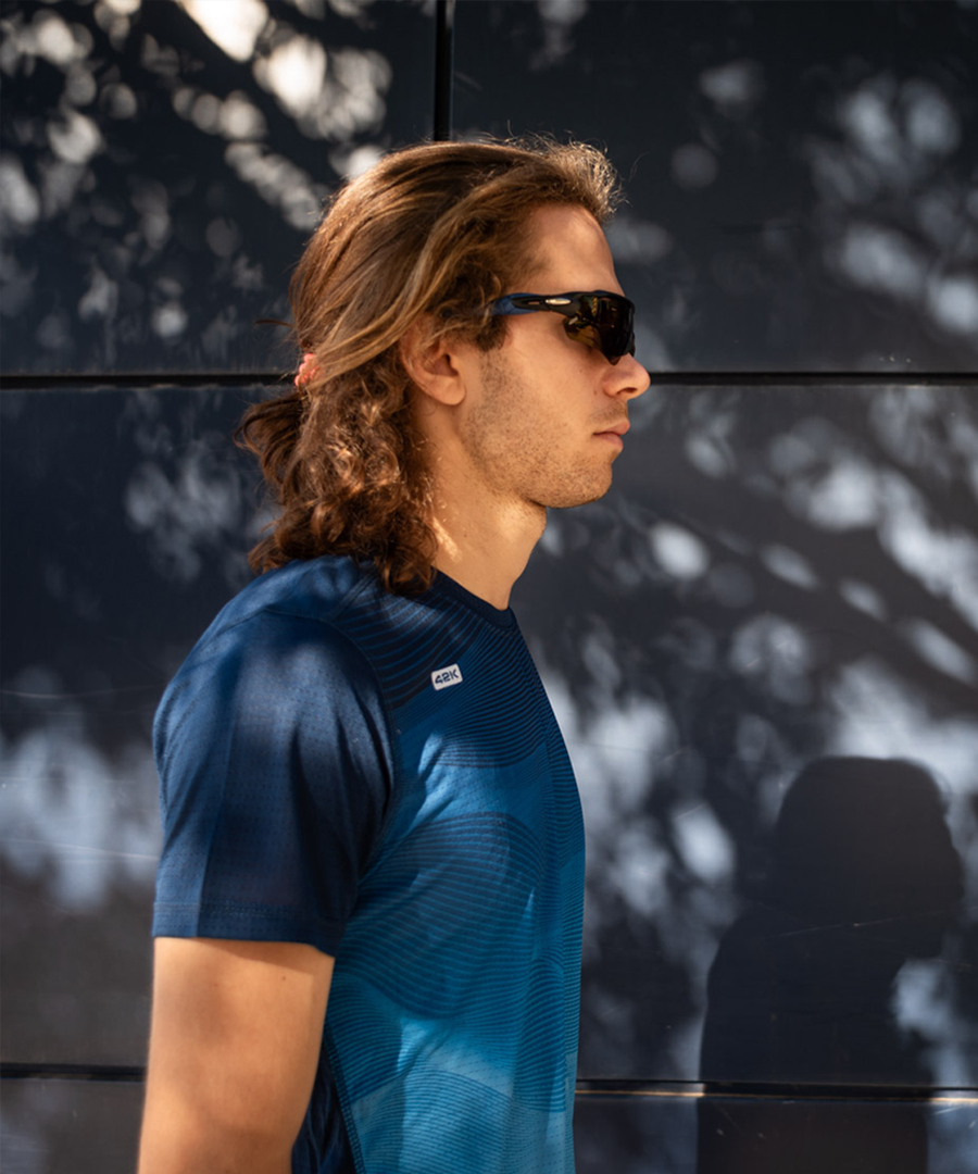 42K_MORFEO BLUE-BLACK_MODEL MAN2
