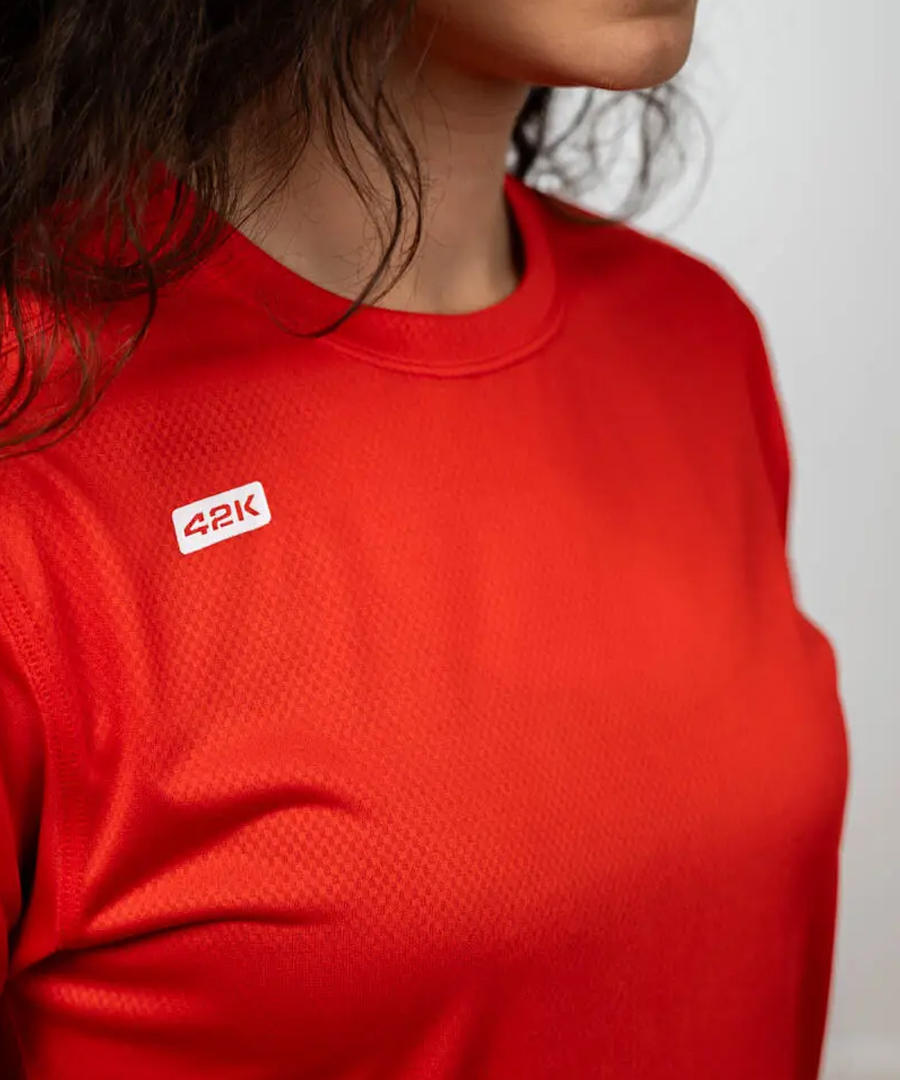 RAW RED WOMEN DETAIL1